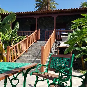 https://casa-rural-victoria-y-rita.in-canary-islands.com